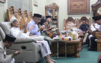 Didampingi Wabup Sidoarjo, Rombongan Ketua MPR RI Kunjungi Ponpes Bumi Sholawat