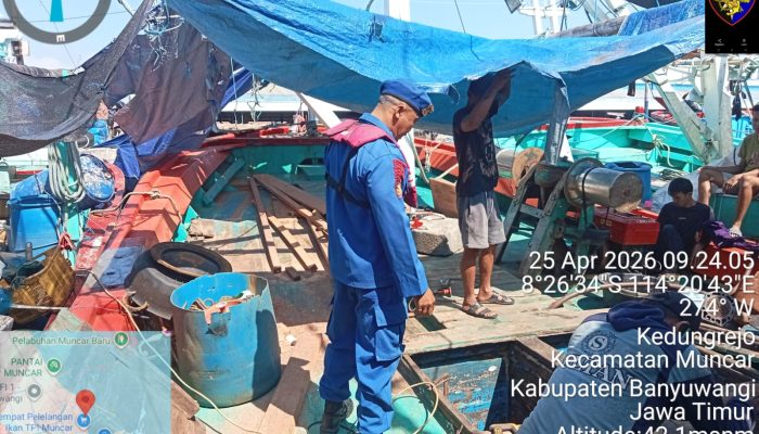 Aipda I Wayan Wedhana Menghimbau Kepada Para Nelayan Untuk Selalu Berhati Hati Di Saat Aktifitas Melaut