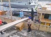 Personel Satpolairud Resta Banyuwangi Giat Patroli Serta Berikan Himbauan Untuk Selalu Waspada Terhadap Perubahan Cuaca