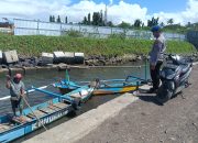 Keselamatan Para Nelayan Sangatlah Penting Aiptu I Gede Eka D Lakukan Ini