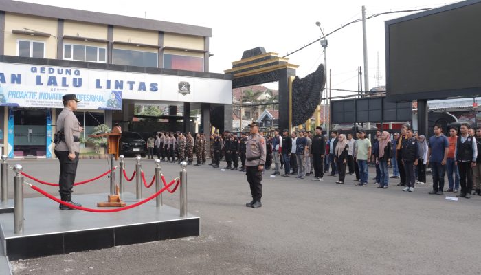 Kapolres Lamongan Pimpin Langsung Apel Gelar Sabuk Kamtibmas, Perkuat Sinergitas Jaga Stabilitas Daerah