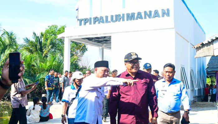 Bupati Deliserdang Tinjau TPI Paluh Manan Hingga Serahkan Bantuan RTLH