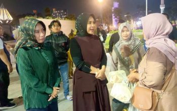 Wabup Mimik Berpesan Untuk Jaga Kebersihan Dan Usulkan UMKM Boleh Jualan Dengan Penataan Tertib Saat Sidak Alun Alun