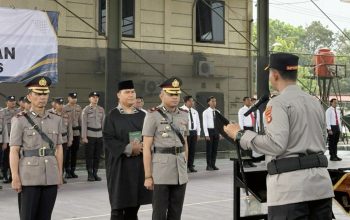 Tongkat Estafet Wakapolres Musi Rawas Resmi Berganti, Sertijab Berlangsung Khidmat Meski Diguyur Gerimis