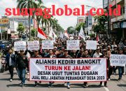Aliansi Kediri Bangkit Turun ke Jalan Desak Usut Tuntas Dugaan Jual Beli Jabatan Perangkat Desa 2023