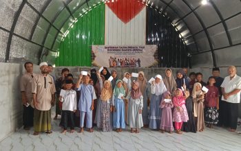 Pembagian Daging Qurban untuk Anak Yatim, Dhuafa oleh Yayasan Pring Hawais At-Taubah