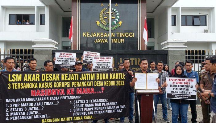 LSM AKAR Desak Kejati Jatim Buka Kartu : 3 Tersangka Kasus Korupsi Perangkat Desa Kediri 2023 Nasibnya Ke Mana