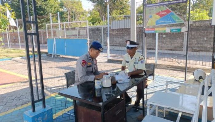 Anggota Satpolairud Giat Patroli Gardu Induk PLN Di Banyuwangi Menghimbau Kepada Petugas Waspada Terhadap Cuaca Ekstrem